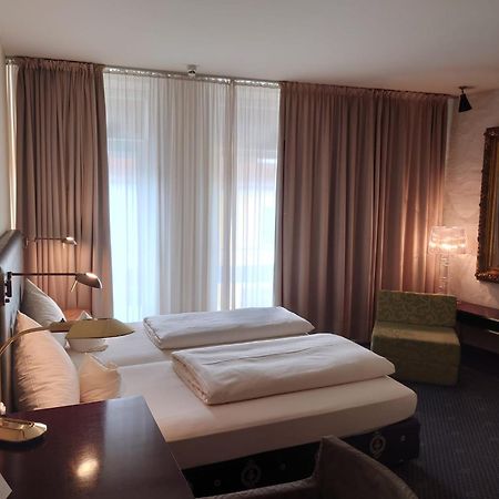 Hotel Lehmeier Ноймаркт  Экстерьер фото
